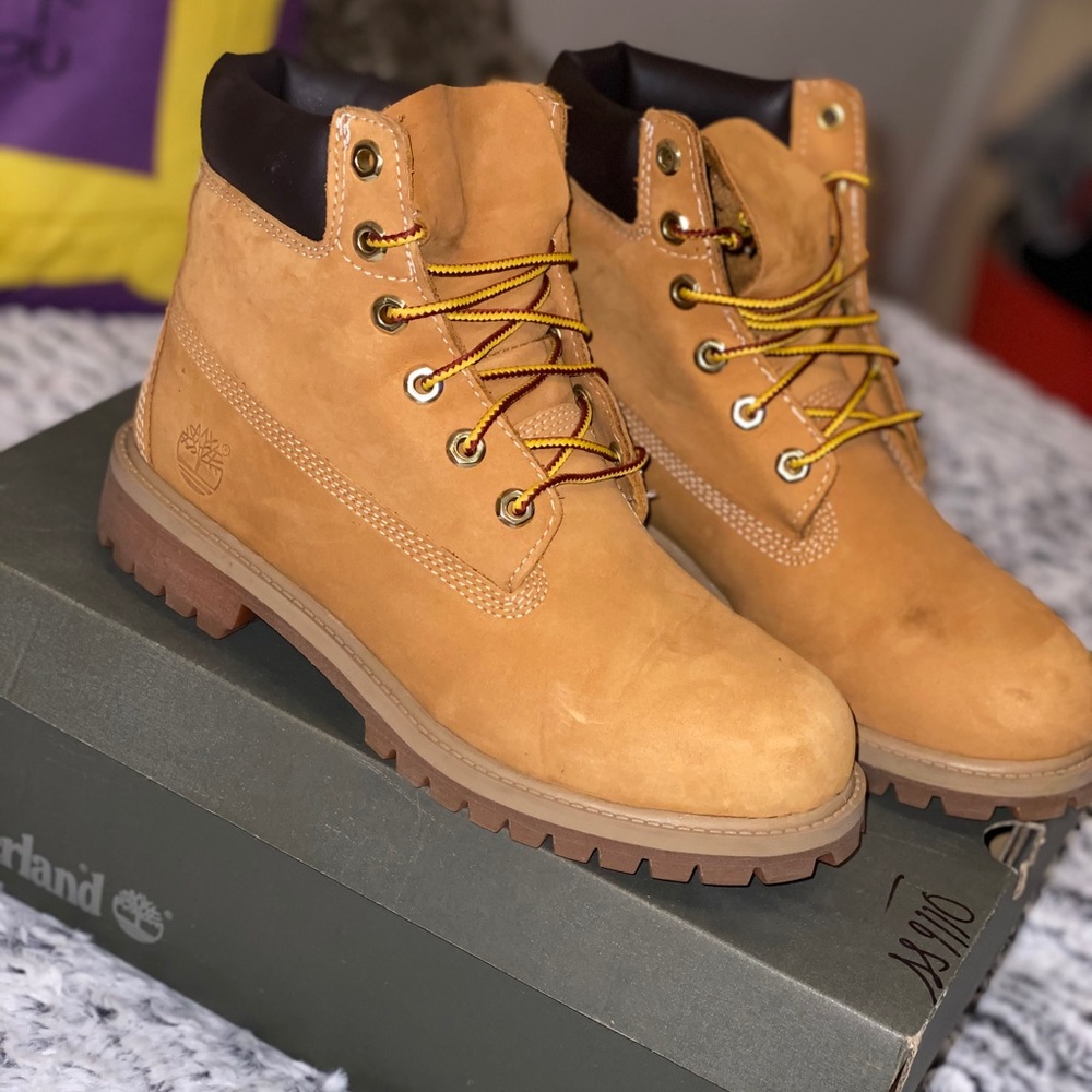 S A L E ‼️Junior Timberland boots [Wheat color]